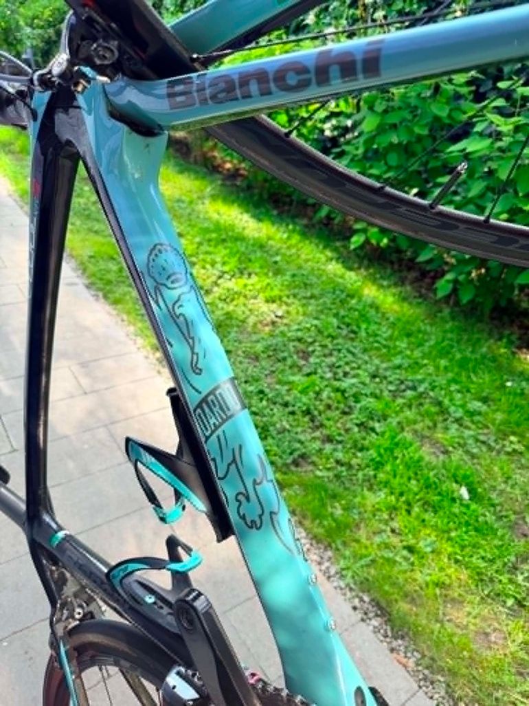 Brugt Bianchi XR2 Dura Ace Di2 2016 édition Spéciale 130 Ans 2016 Road & Gravel — billede 6 af 15