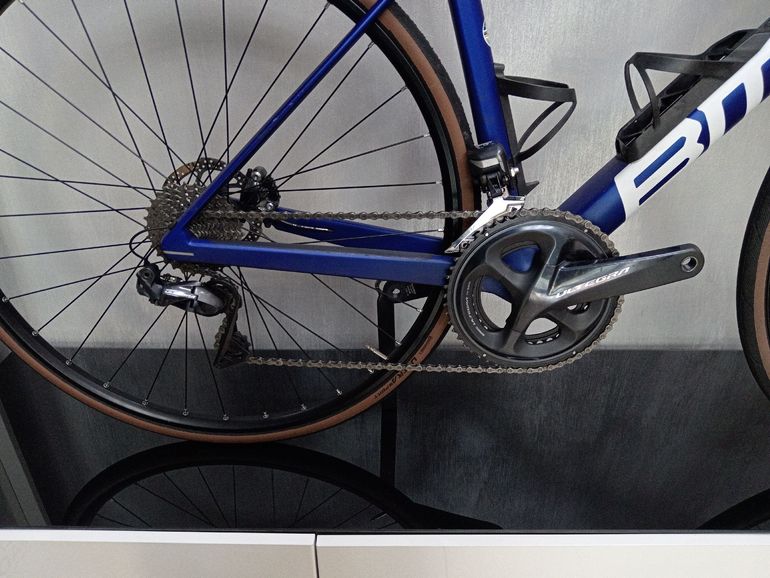 Tweedehands BMC Teammachine SLR01 FOUR 2021 2021 Road & Gravel — afbeelding 2 van 8