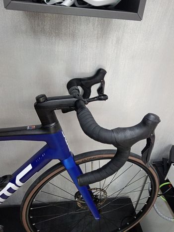 Tweedehands BMC Teammachine SLR01 FOUR 2021 2021 Road & Gravel — afbeelding 4 van 8