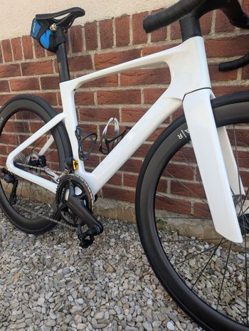 NO NAME Vélo Aéro 2026 Ultegra Di2 2026 Road & Gravel d'occasion — image 11 sur 15