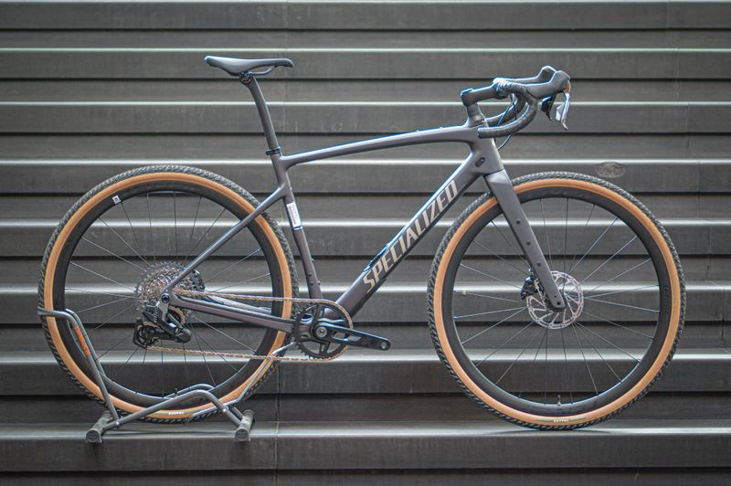 Used Specialized Diverge 4 Expert SRAM Rival XPLR Nebula Metallic/Sandstone Metallic 2026 - New Bike 2026 Road & Gravel