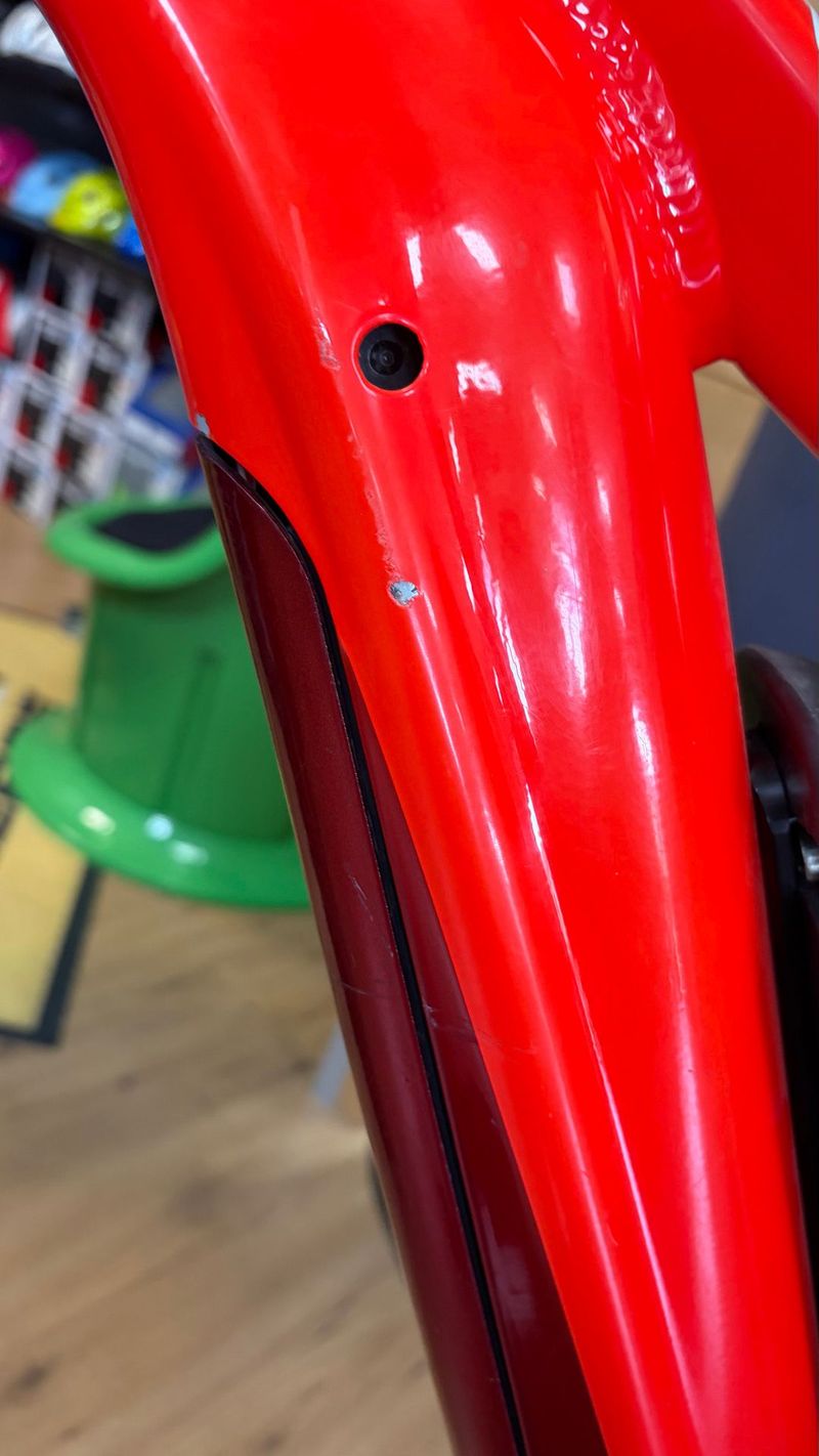Used Giant Reign E+ 1 Pro 2020 2020 Mountainbike, Red, 27.5 — image 5 of 7