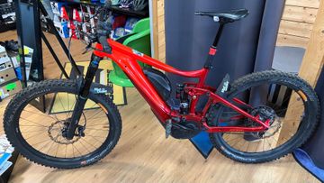 Used Giant Reign E+ 1 Pro 2020 2020 Mountainbike, Red, 27.5 — image 2 of 7
