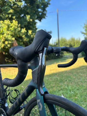 Tweedehands Scott Addict RC 20 2024 2024 Road & Gravel — afbeelding 8 van 8