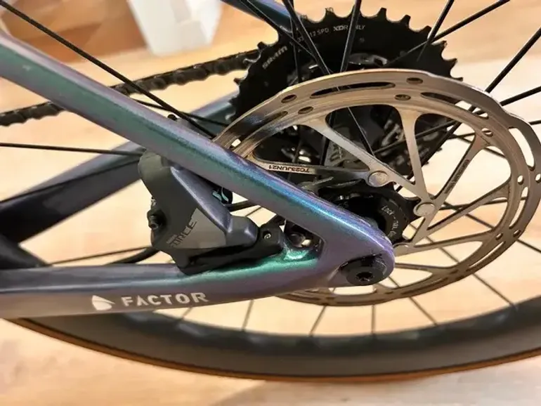 Käytetty Factor OSTRO VAM Shimano Ultegra Di2 8170 2023 Frameset 2023 Road & Gravel — kuva 3 / 3