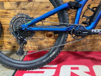 Used Specialized Men's Stumpjumper Comp Carbon 29 - 12-speed 2019 2019 Mountainbike, Blue, 29 — image 3 of 9