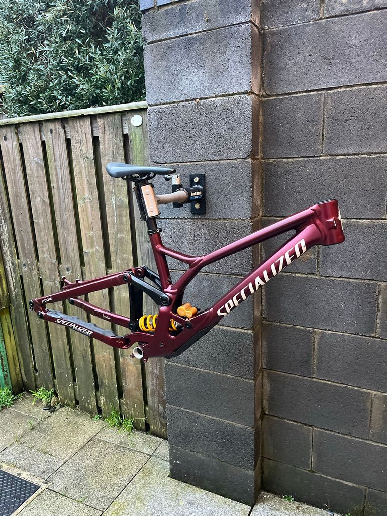 Tweedehands Specialized Demo Race Frameset 2024 Frameset 2024 Mountainbike — afbeelding 1 van 7