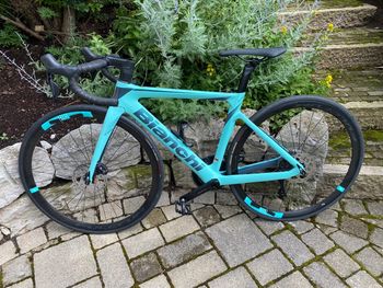 Tweedehands Bianchi Oltre Race 105 Di2 2023 2023 Racefiets & gravel