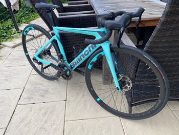 Tweedehands Bianchi Oltre Race 105 Di2 2023 2023 Road & Gravel — afbeelding 4 van 5