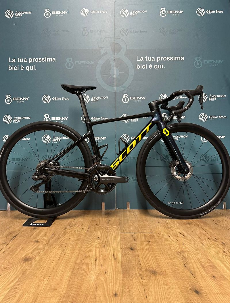 Used Scott Addict Rc Pro Ultegra Di2 Taglia XXS / 47 2023 Road & Gravel
