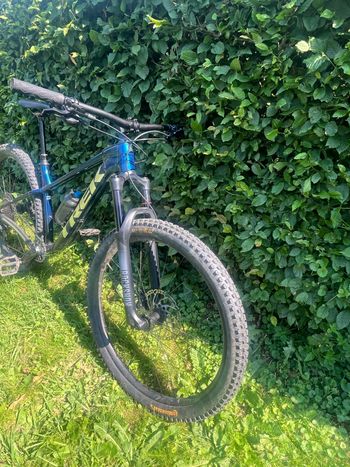 Tweedehands Trek Roscoe 8 2023 2023 Mountainbike — afbeelding 2 van 7