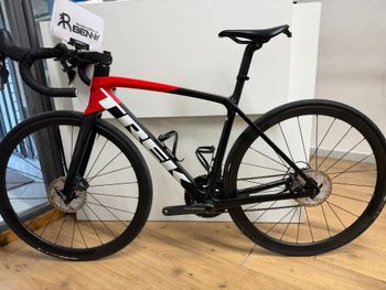 Used Trek Émonda SL 6 Disc Pro 2021 2021 Road & Gravel, Red — image 9 of 9