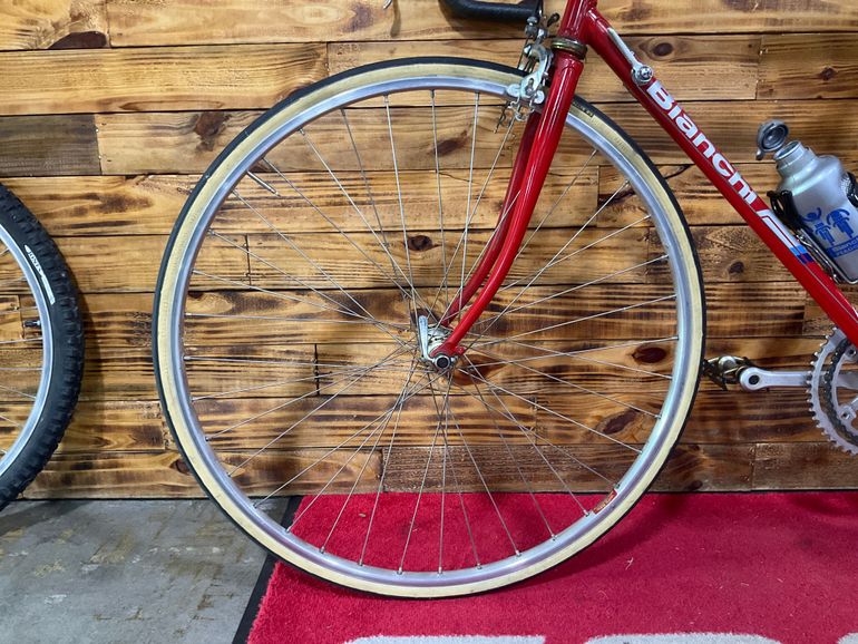 Used Bianchi Nuova Racing 12/v 1984 1984 Road & Gravel, Red — image 5 of 7