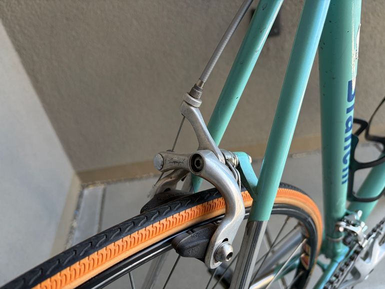 Bianchi Custom Campagnolo Chorus 1990 Road & Gravel d'occasion — image 4 sur 14