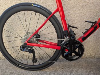 BMC Shimano 105 Di2 2027 Road & Gravel d'occasion — image 2 sur 3