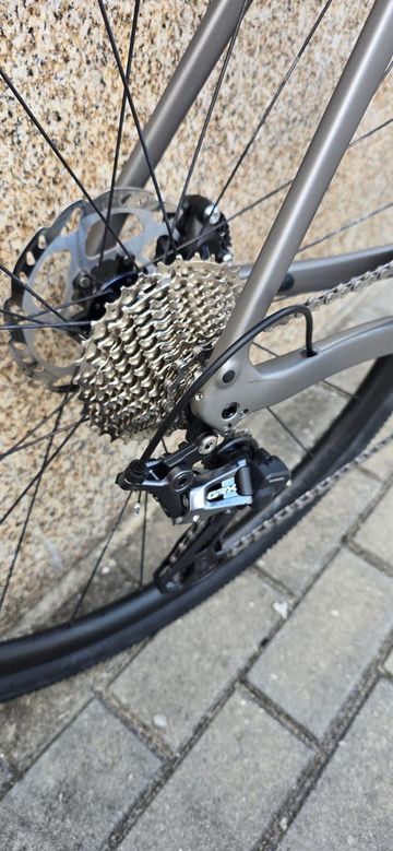 Used Trek Checkpoint SL 5 2022 2022 Road & Gravel, Light Gray — image 8 of 11