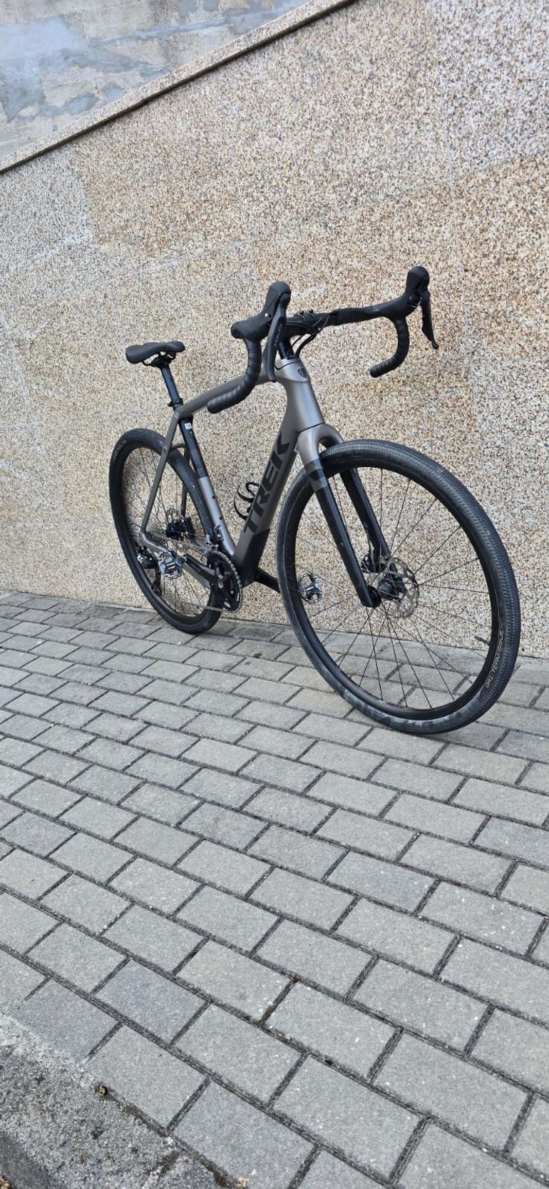 Trek Checkpoint SL 5 2022 2022 Road & Gravel de segunda mano, Gris claro — imagen 10 de 11
