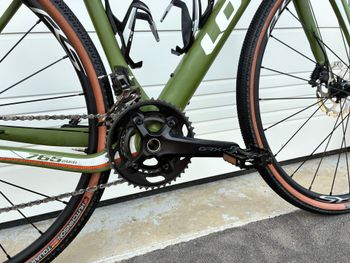 Look 765 GRAVEL Green Mat 2024 2024 Road & Gravel d'occasion — image 2 sur 4
