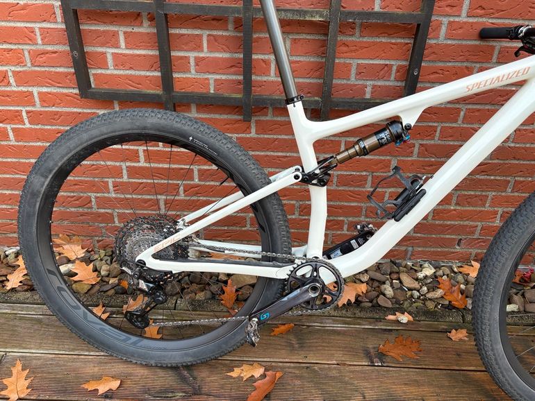 Specialized Epic Evo PRO 2023 Mountainbike d'occasion — image 10 sur 17
