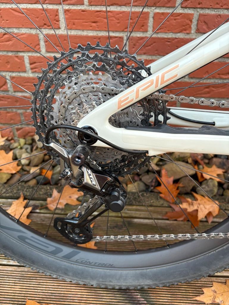 Specialized Epic Evo PRO 2023 Mountainbike d'occasion — image 12 sur 17