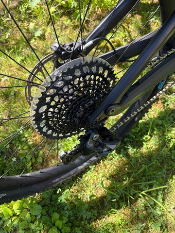 Used Canyon Neuron CF LTD 2021 2021 Mountainbike, Black, 27.5, 29 — image 6 of 13