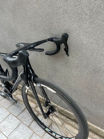 Massi Custom SRAM Rival eTap AXS 2025 Road & Gravel d'occasion — image 4 sur 7