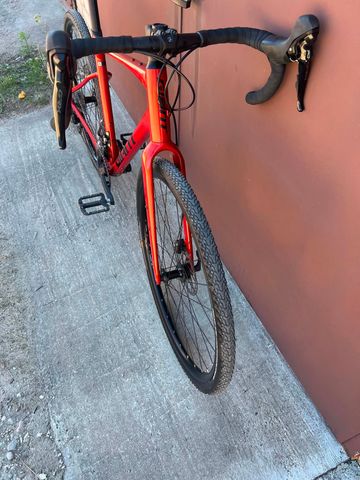 Tweedehands Giant Revolt 1 2022 2022 Road & Gravel — afbeelding 4 van 8