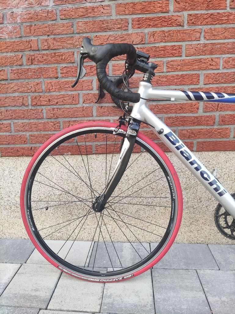 Bianchi Via Nirone 7 Alu Carbon Rennrad 2014 Road & Gravel d'occasion — image 4 sur 14