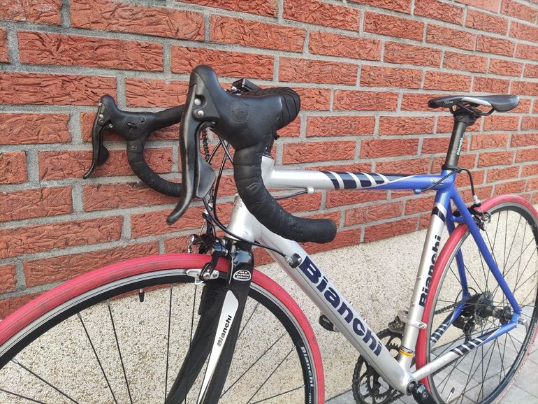 Bianchi Via Nirone 7 Alu Carbon Rennrad 2014 Road & Gravel d'occasion — image 7 sur 14