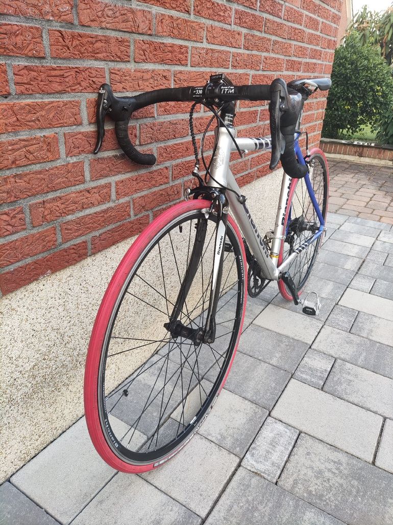 Bianchi Via Nirone 7 Alu Carbon Rennrad 2014 Road & Gravel d'occasion — image 9 sur 14