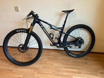 Used Lapierre XRM Shimano Deore XT 2025 Mountainbike, Blue — image 4 of 18