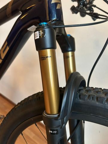 Used Lapierre XRM Shimano Deore XT 2025 Mountainbike, Blue — image 6 of 18