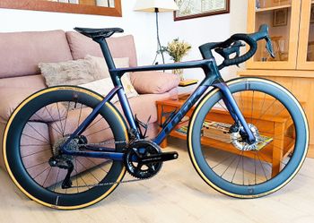 Used LOOK 795 BLADE RS MODELO EQUIPO PROFESIONAL COFIDIS TOPE GAMA RUEDAS RESERVE ZIPP RR1 TOPE GAMA Custom Shimano Ultegra Di2 2025 Road & Gravel, Purple — image 16 of 26