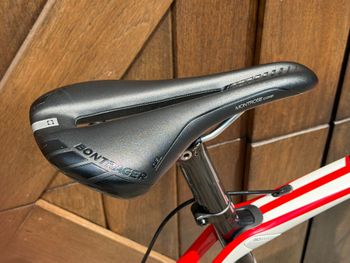 Used Trek Domane 5.9 Compact 2015 2015 Road & Gravel, Red — image 18 of 18