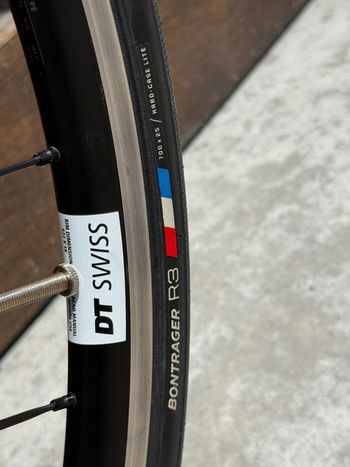 Used Trek Domane 5.9 Compact 2015 2015 Road & Gravel, Red — image 12 of 18