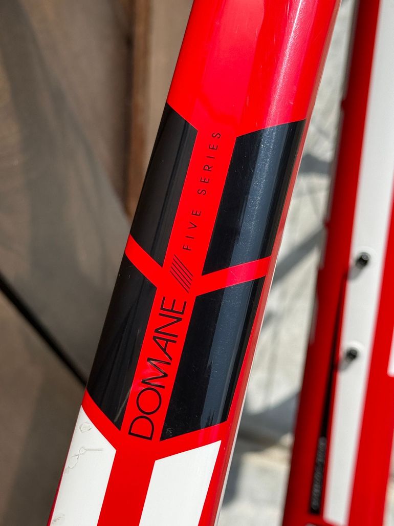 Used Trek Domane 5.9 Compact 2015 2015 Road & Gravel, Red — image 16 of 18