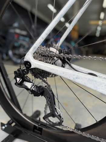 Tweedehands Giant TCR Advanced SL 0 DA 2025 2025 Road & Gravel — afbeelding 5 van 21