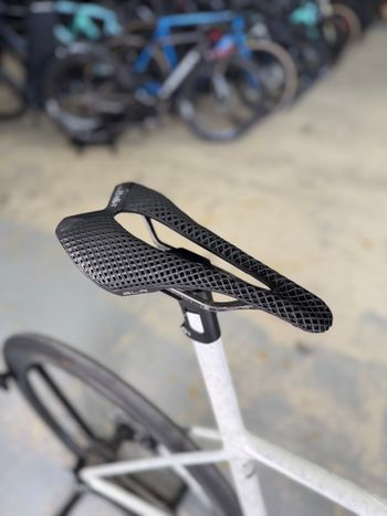 Tweedehands Giant TCR Advanced SL 0 DA 2025 2025 Road & Gravel — afbeelding 10 van 21