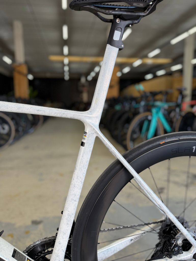 Tweedehands Giant TCR Advanced SL 0 DA 2025 2025 Road & Gravel — afbeelding 16 van 21