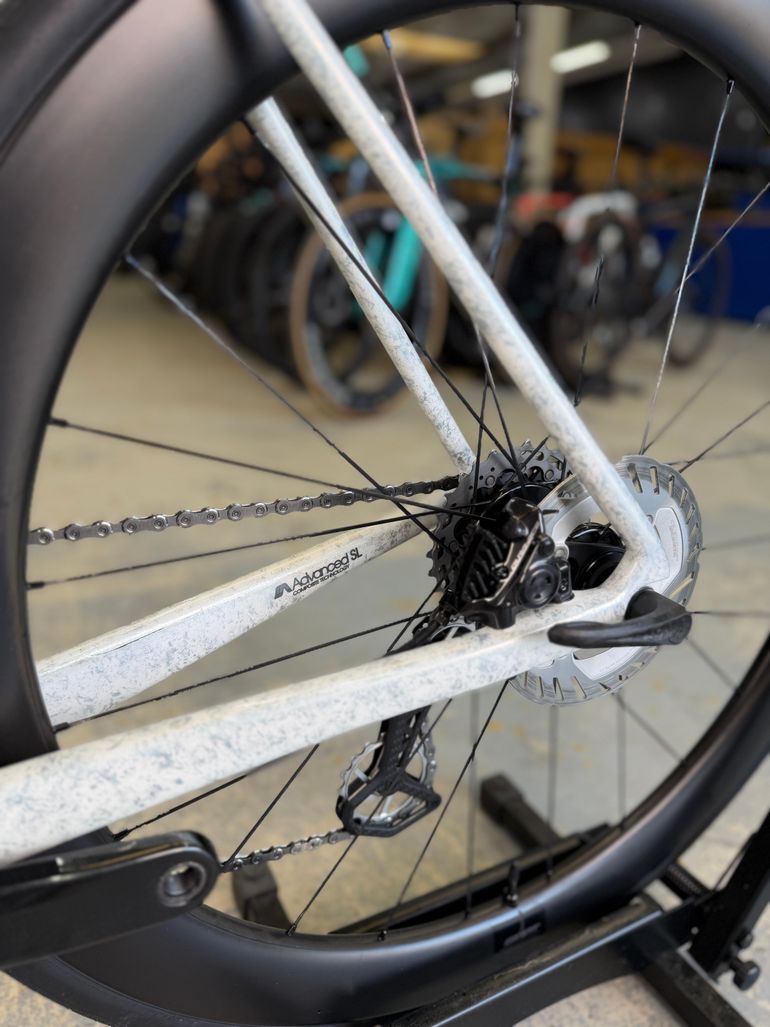 Tweedehands Giant TCR Advanced SL 0 DA 2025 2025 Road & Gravel — afbeelding 18 van 21