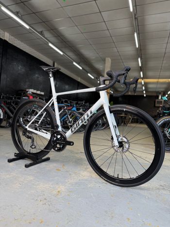 Tweedehands Giant TCR Advanced SL 0 DA 2025 2025 Road & Gravel — afbeelding 2 van 21