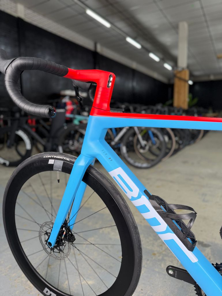 Použité BMC Teammachine SLR01 AXS Carbon 2024 Road & Gravel — obrázek 19 z 24
