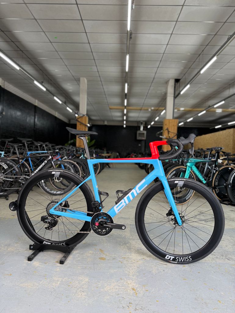 Použité BMC Teammachine SLR01 AXS Carbon 2024 Road & Gravel — obrázek 1 z 24
