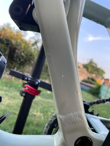 Used Focus JAM 6.9 2022 2022 Mountainbike, White, 29 — image 7 of 11