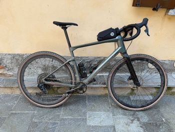 Used BMC URS LT ONE 2023 2023 Road & Gravel, Green — image 2 of 3