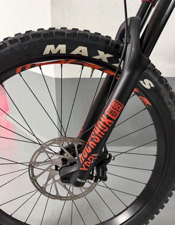 Gebrauchtes Mondraker e-Crusher Carbon R+ 2018 2018 Mountainbike, Hellgrau, 27.5 — Bild 5 von 18