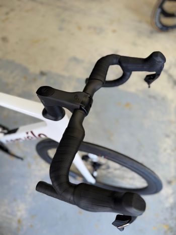 Tweedehands Cervélo Caledonia-5 AXS Carbon 2024 Road & Gravel — afbeelding 16 van 24