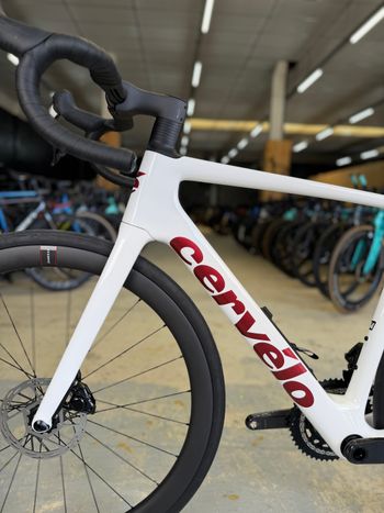 Tweedehands Cervélo Caledonia-5 AXS Carbon 2024 Road & Gravel — afbeelding 20 van 24