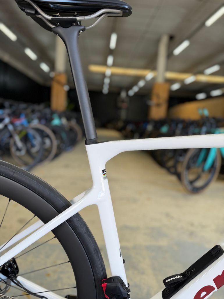 Tweedehands Cervélo Caledonia-5 AXS Carbon 2024 Road & Gravel — afbeelding 9 van 24