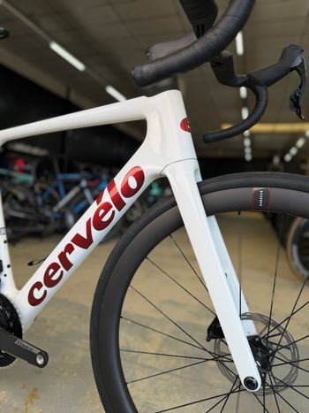 Tweedehands Cervélo Caledonia-5 AXS Carbon 2024 Road & Gravel — afbeelding 5 van 24